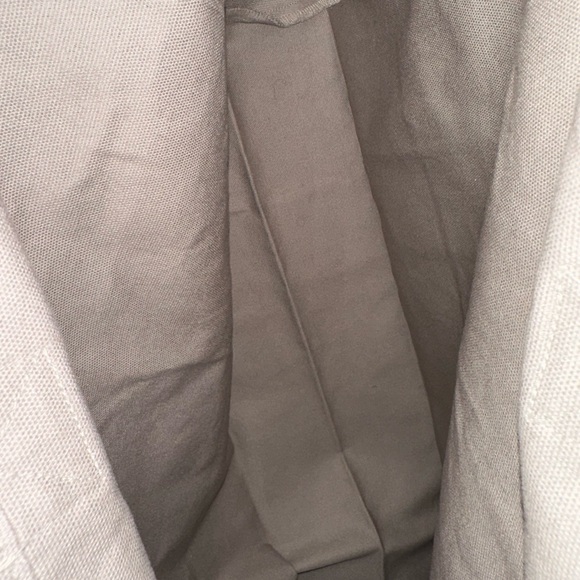 ALO Yoga Black and Gray Patterned Tote Bag - Picture 2 of 2